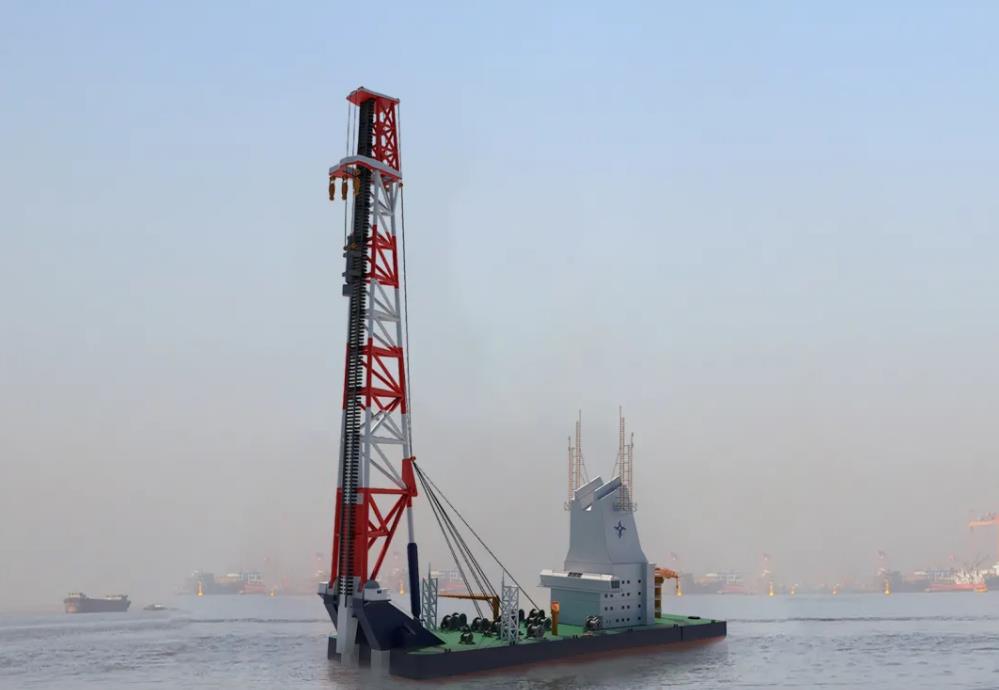 的打桩船,是中交集团提升海上风电桩基施工核心竞争力的又一重大利器